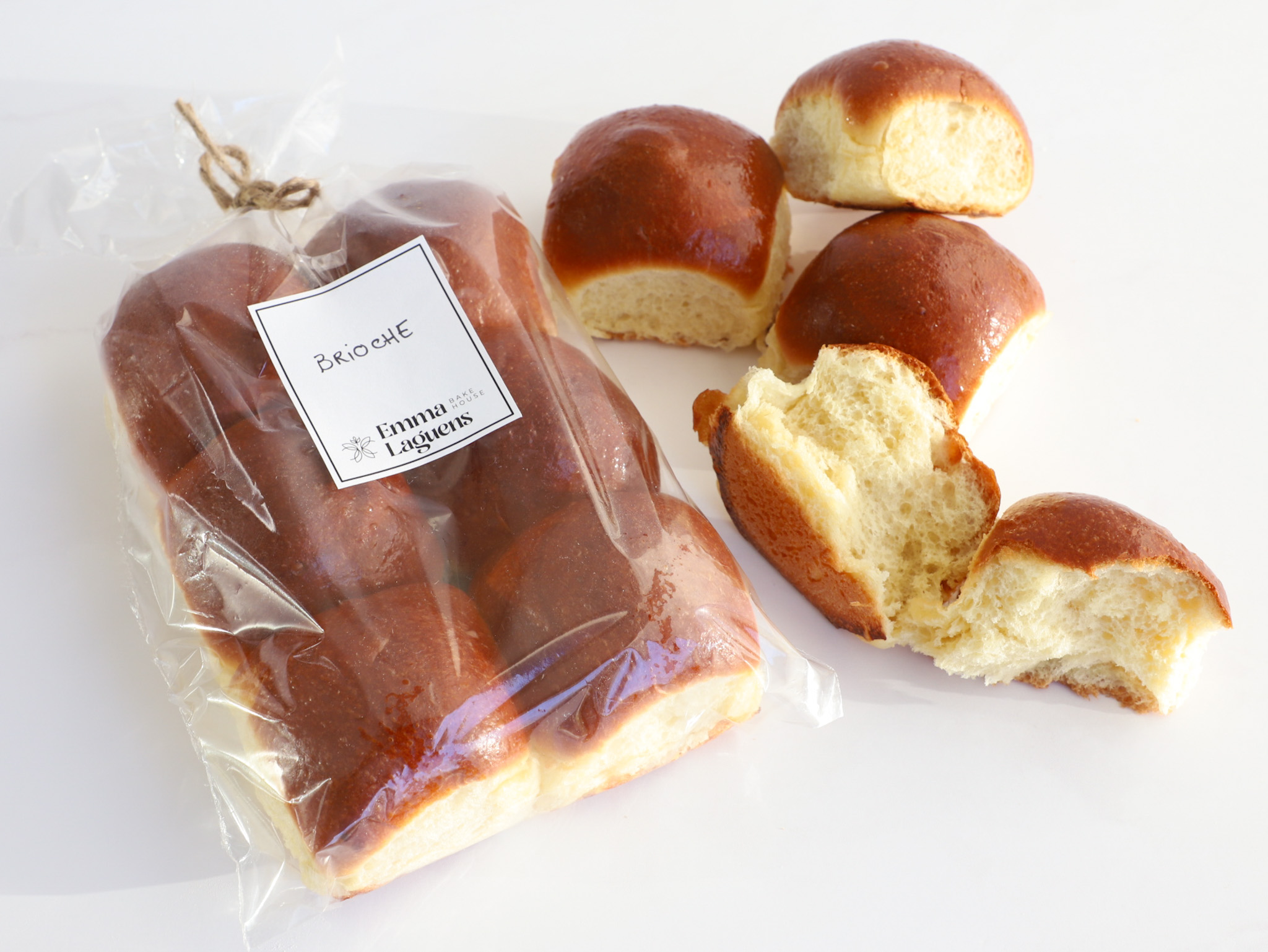 PAN DE BRIOCHE<br> <div class="bloque-prod"><span style="font-family: 'Spartan', sans-serif;font-size:13px;"><b> $4.900 </b><br>(Paquete de 6 unidades - Por pedido o también los podés encontrar en el local.)</span></div>